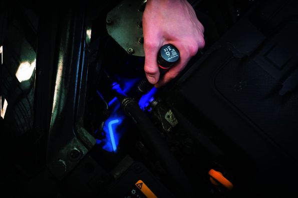 Afbeelding - https-www-ez-catalog-nl-Asset-7819f9f4f06f4fb0a0cb5956409643b1-ImageFullSize-Anw-SB24670-Taschenlampe-02-jpg